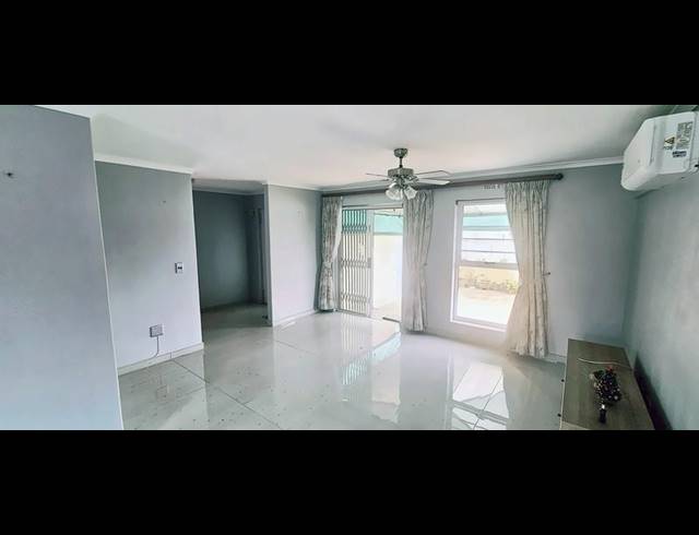 3 BEDROOM PROPERTY TO RENT IN TABLE VIEW